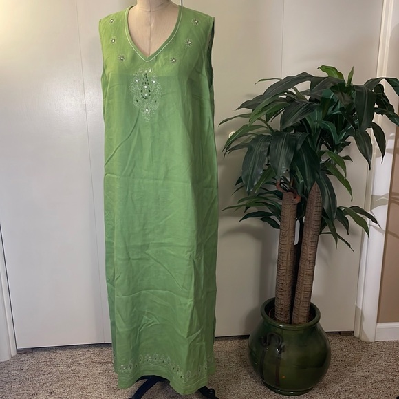 Lime green linen beaded and embroidered v-neck sleeveless maxi dress - Picture 1 of 7
